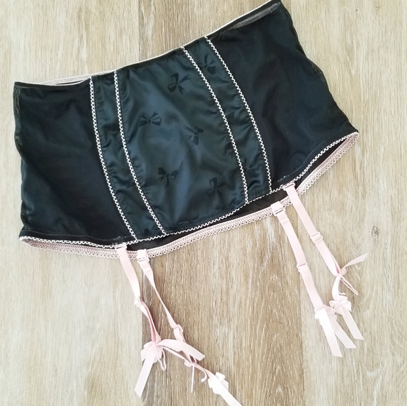 Victoria's Secret Vintage Sexy Little Things Garter Skirt Strappy Panty SheerNWT - Picture 3 of 14